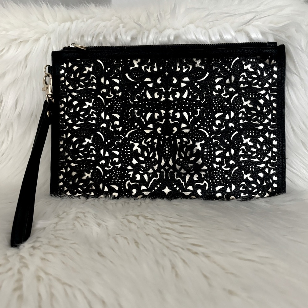 NWOT Call it Spring Wristlet - Picture 3 of 7